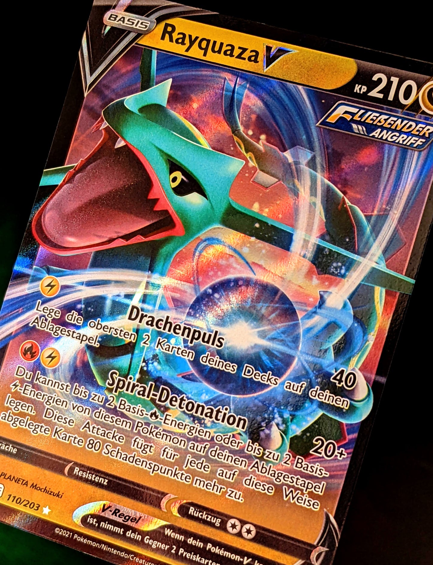 Rayquaza V 110/203 DE