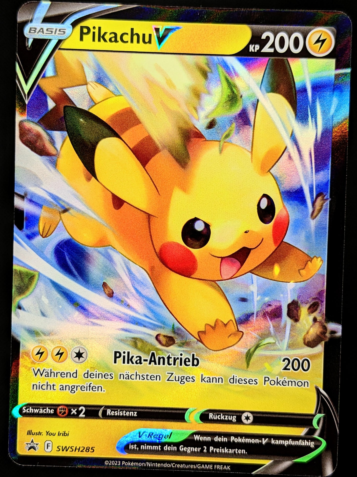 Pikachu V SWSH285 DE